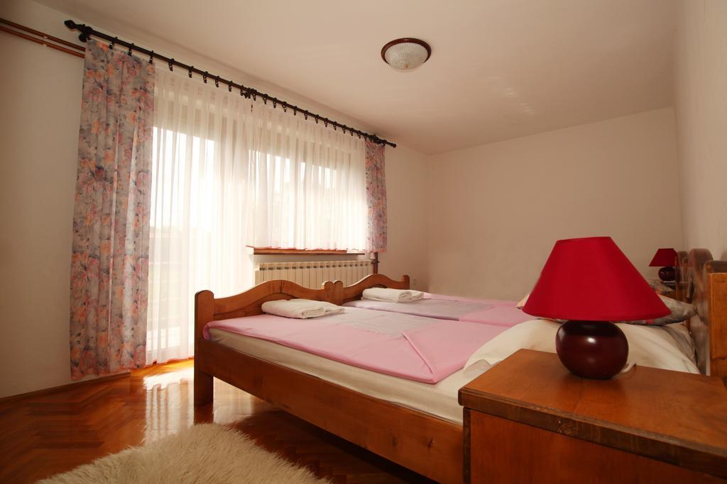 Rooms Markovic 오토칵 외부 사진